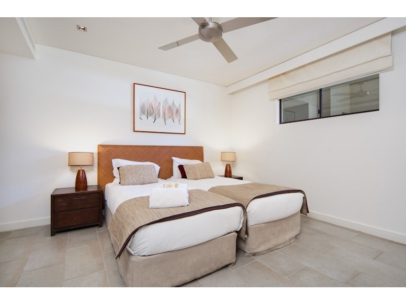 Unit 212/5 Triton Street, Palm Cove QLD 4879