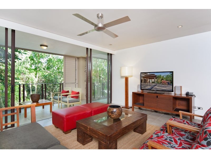 Unit 212/5 Triton Street, Palm Cove QLD 4879