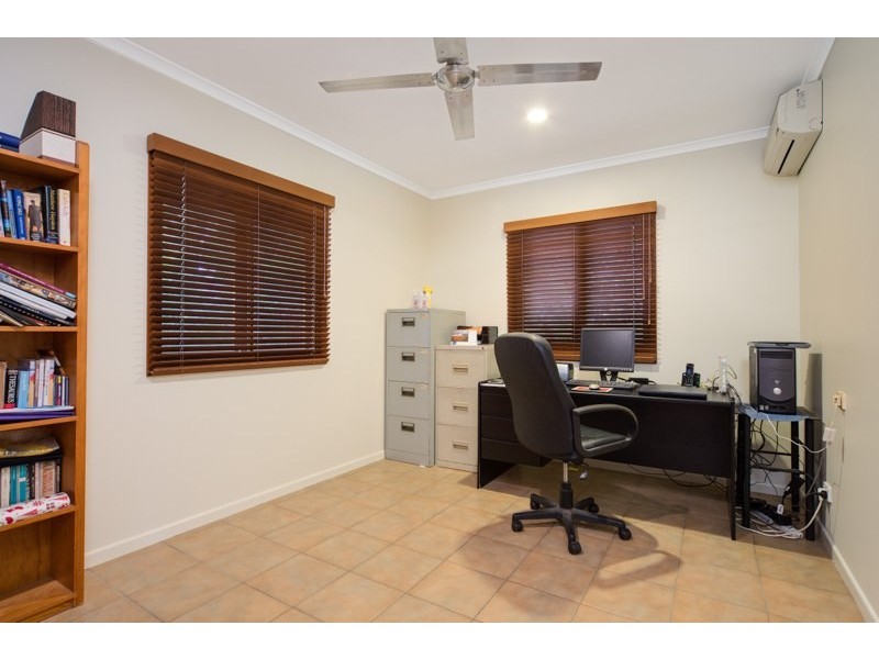 135 – 137 Harvey Road, Redlynch QLD 4870