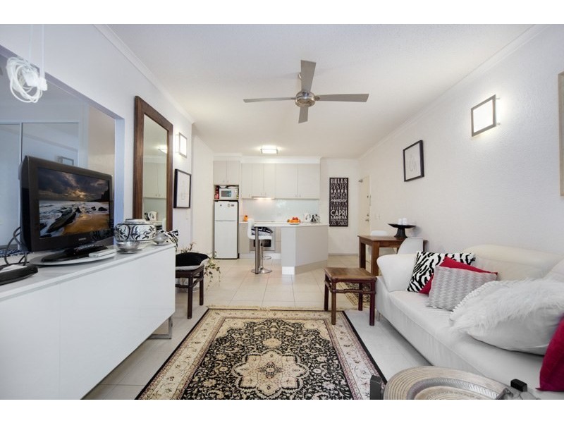 Unit 103/6 Triton Street, Palm Cove QLD 4879