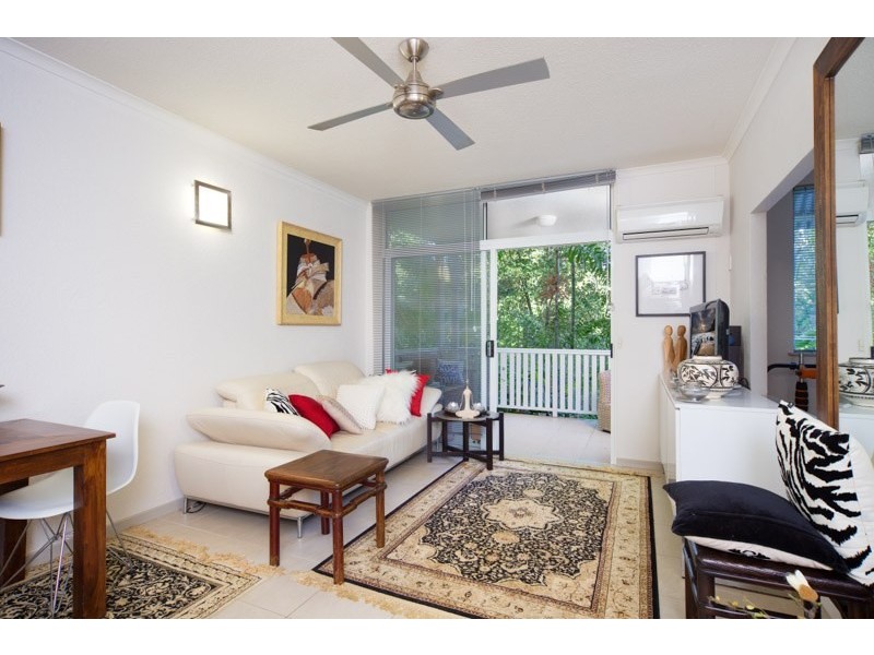Unit 103/6 Triton Street, Palm Cove QLD 4879