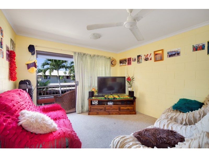 Unit 18/451 Severin Street, Manunda QLD 4870