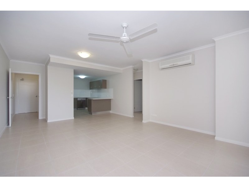 Unit 306/335 Lake Street, Cairns North QLD 4870