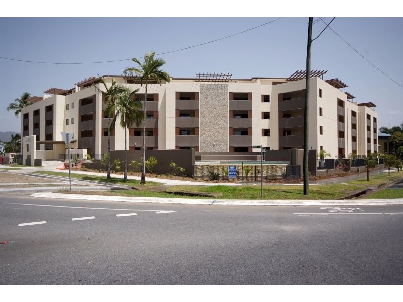 Unit 306/335 Lake Street, Cairns North QLD 4870
