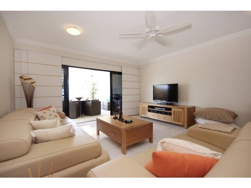 Unit 14/291 The Esplanade, Cairns North QLD 4870