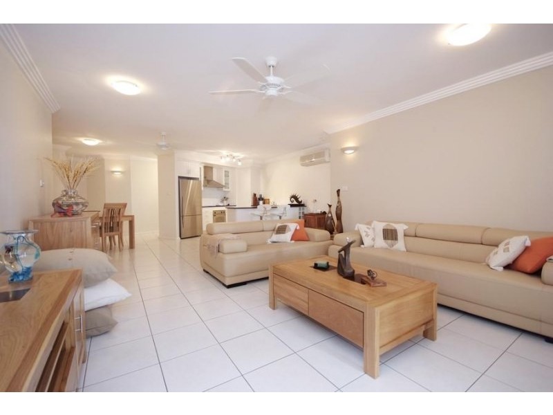 Unit 14/291 The Esplanade, Cairns North QLD 4870