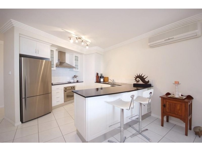 Unit 14/291 The Esplanade, Cairns North QLD 4870