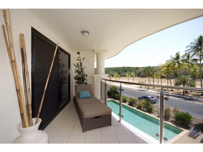 Unit 14/291 The Esplanade, Cairns North QLD 4870