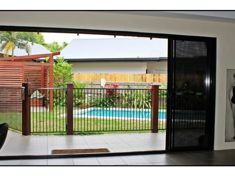 19 Barrier Street, Port Douglas QLD 4877