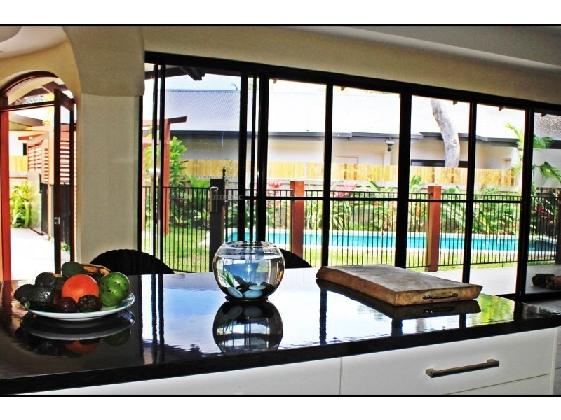 19 Barrier Street, Port Douglas QLD 4877