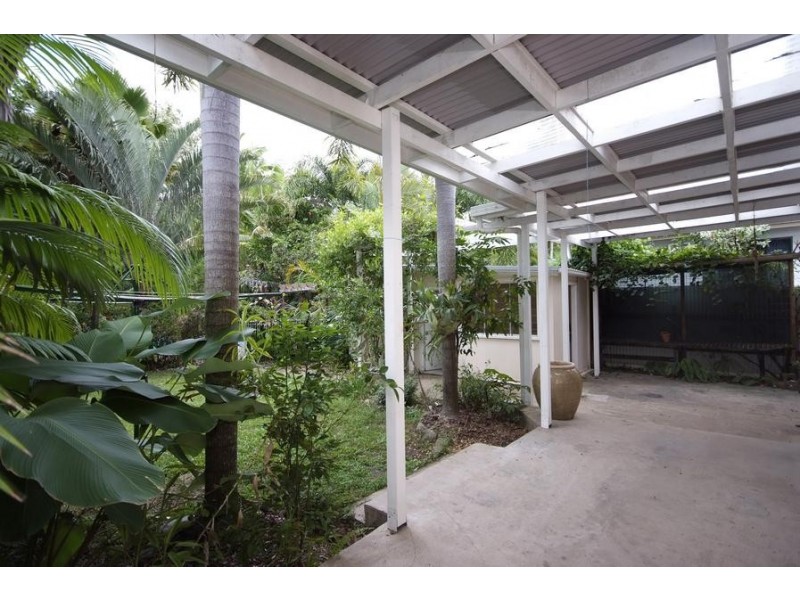 43 Arlington Esplanade, Clifton Beach QLD 4879