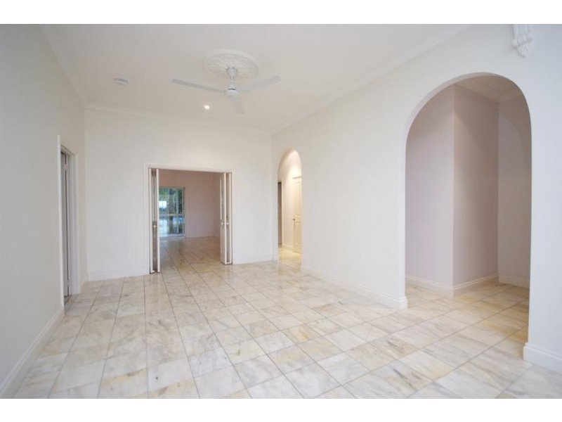 43 Arlington Esplanade, Clifton Beach QLD 4879