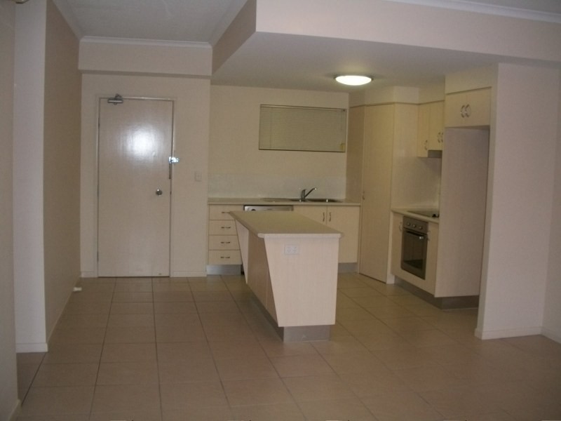Unit 3/35-41  Cnr Gatton And Martyn Street, Cairns QLD 4870