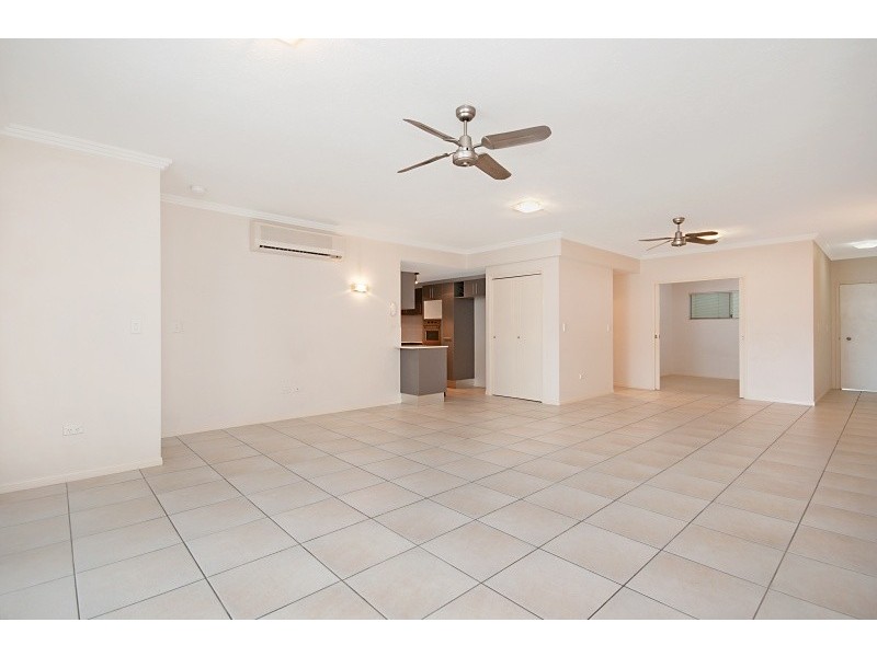 Unit 10/110 Sheridan Street, Cairns QLD 4870