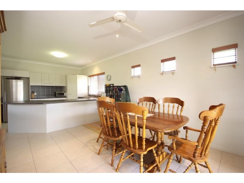 4 Disney Street, White Rock QLD 4868