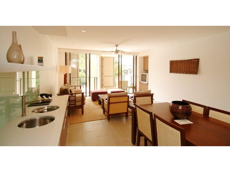 Unit 230/231/5 Triton Street, Palm Cove QLD 4879