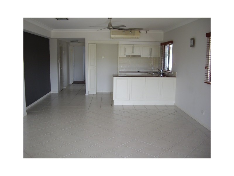 Unit 15/293 The Esplanade Harbour City Views Esplanade, Cairns QLD 4870