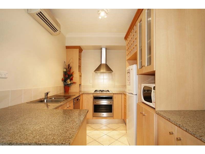 Unit APT  1107/2 Greenslopes Street, Cairns QLD 4870