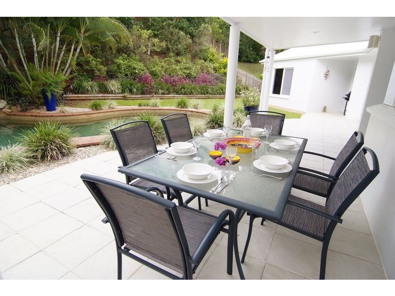 7 Woodmont Place, Cairns QLD 4870