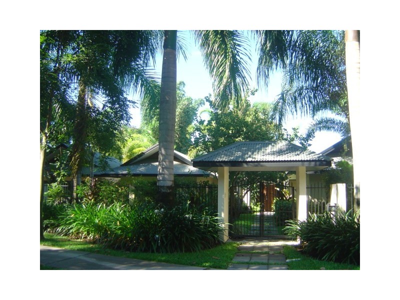69 Mitre Street, Port Douglas QLD 4877