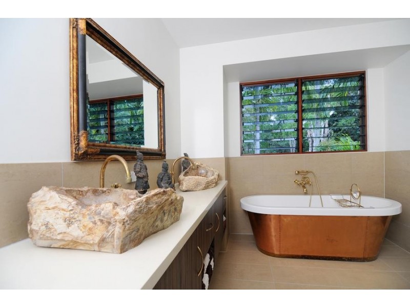 12 Reef Street, Port Douglas QLD 4877