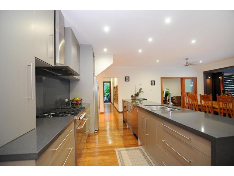 12 Reef Street, Port Douglas QLD 4877