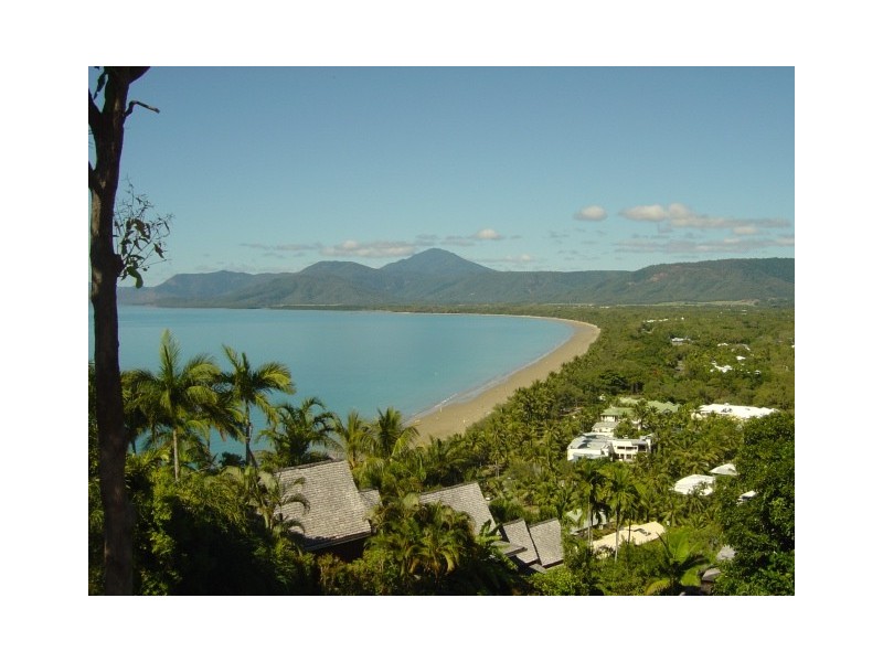 Unit 201/9-11 Blake Street, Port Douglas QLD 4877