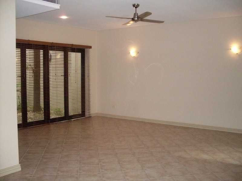 Unit 9/18 St Crispins (entrance Off Osprey Close) Close, Port Douglas QLD 4877