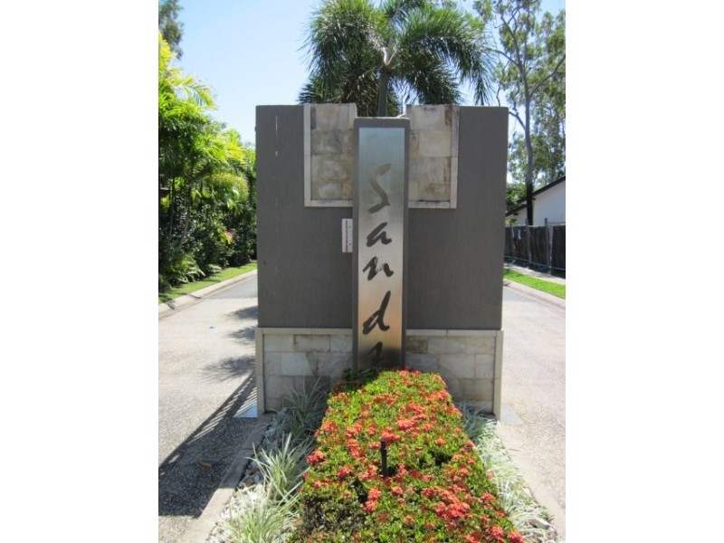 11 Barrier Street, Port Douglas QLD 4877