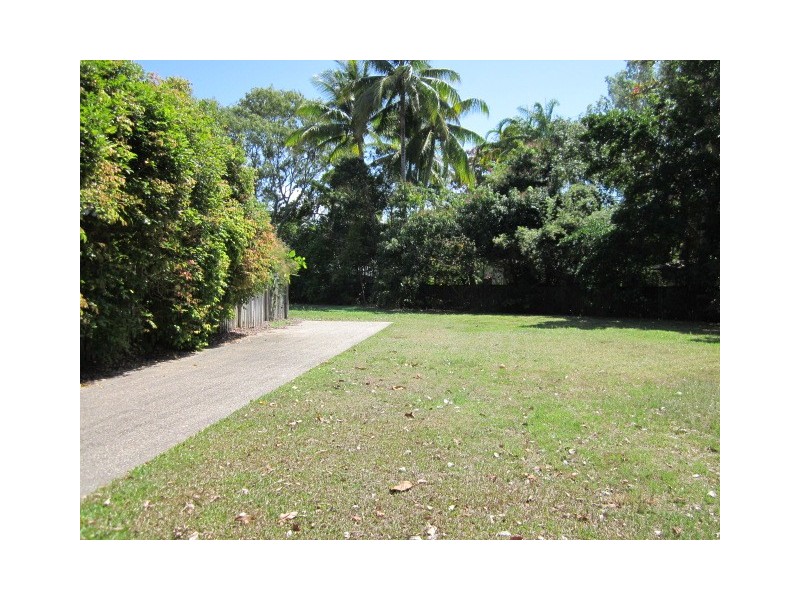 11 Barrier Street, Port Douglas QLD 4877