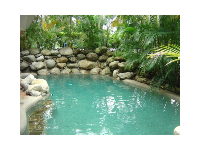 11 Barrier Street, Port Douglas QLD 4877