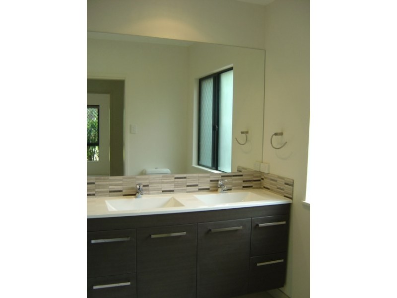 9 Dulku Close, Port Douglas QLD 4877