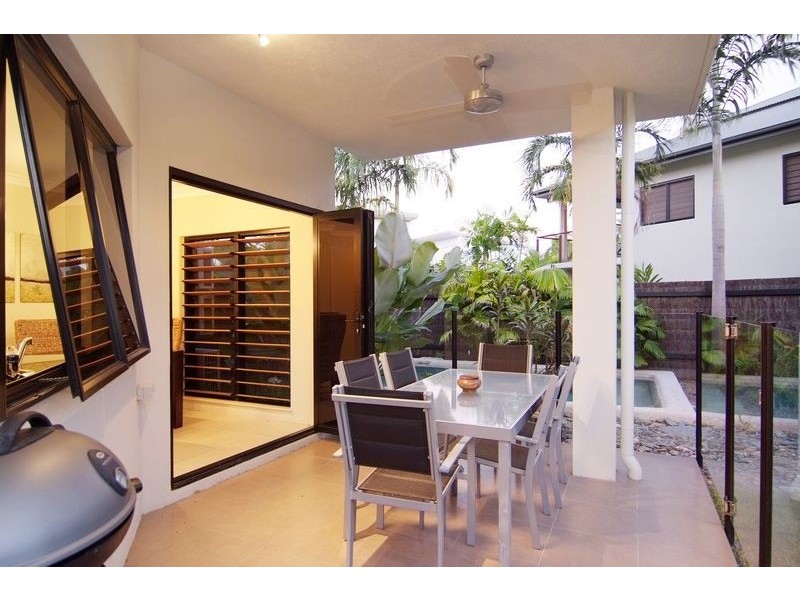 Port Douglas QLD 4877