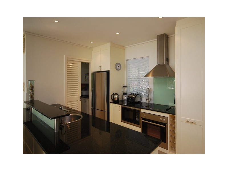 12 Helmet Street, Port Douglas QLD 4877