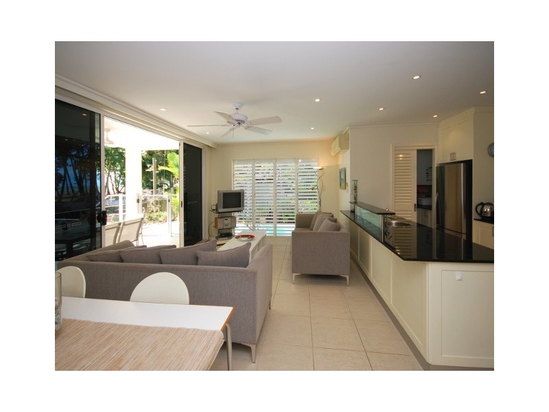 12 Helmet Street, Port Douglas QLD 4877