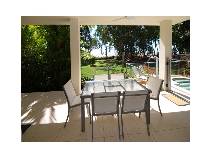 12 Helmet Street, Port Douglas QLD 4877