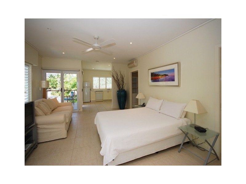 12 Helmet Street, Port Douglas QLD 4877