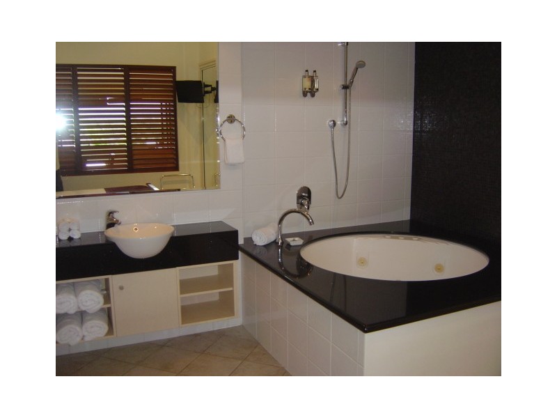 Unit 16/26-30 Macrossan Street, Port Douglas QLD 4877