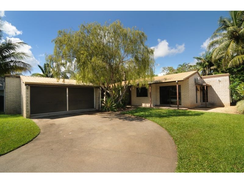 30 Limpet Avenue, Port Douglas QLD 4877
