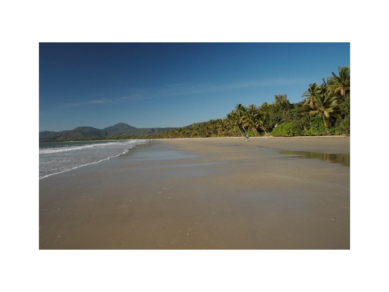 24 Beachfront Mirage Port Douglas Road, Port Douglas QLD 4877