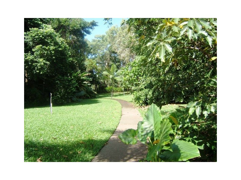 24 Beachfront Mirage Port Douglas Road, Port Douglas QLD 4877