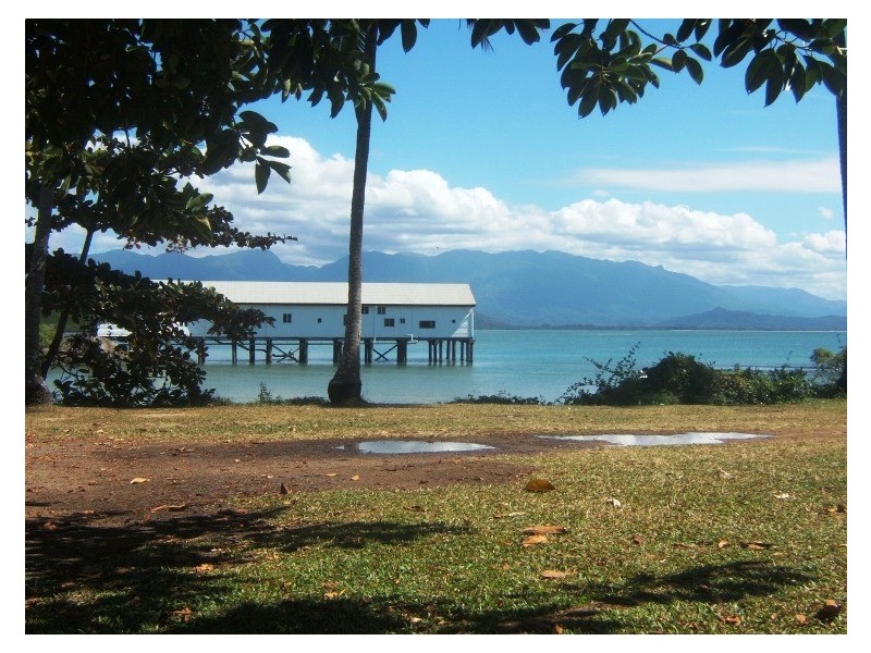 Unit 201/18 Macrossan Street, Port Douglas QLD 4877