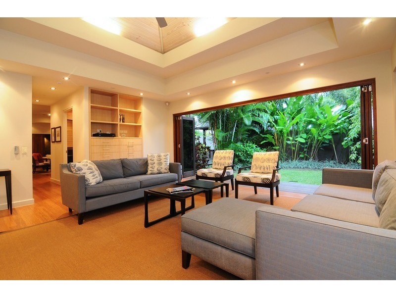 35 Davidson Street, Port Douglas QLD 4877