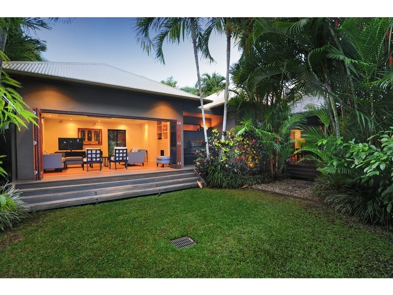 35 Davidson Street, Port Douglas QLD 4877