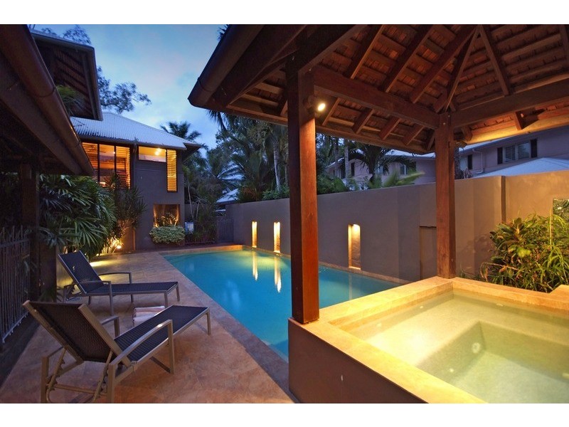 35 Davidson Street, Port Douglas QLD 4877