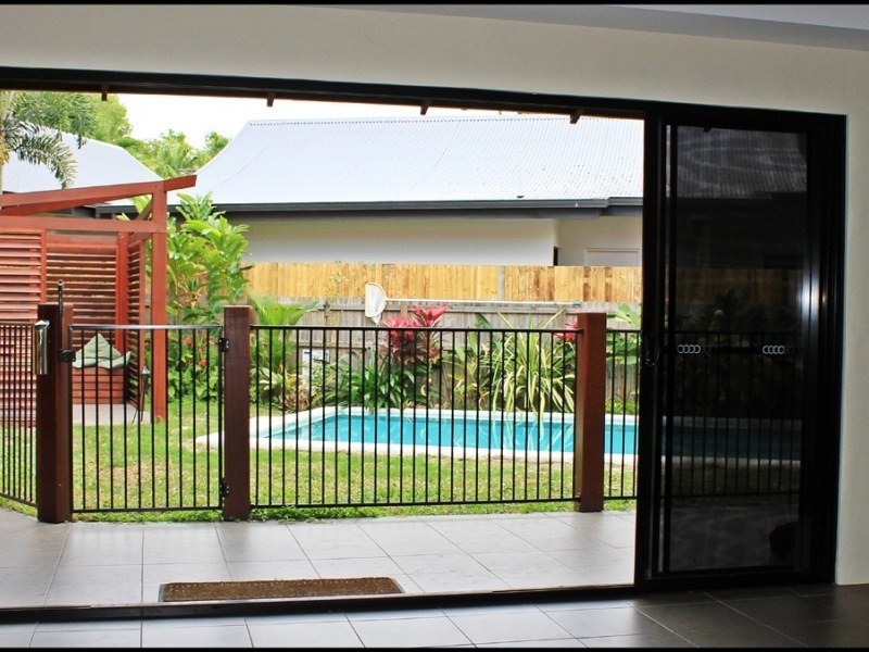 19 Barrier Street, Port Douglas QLD 4877