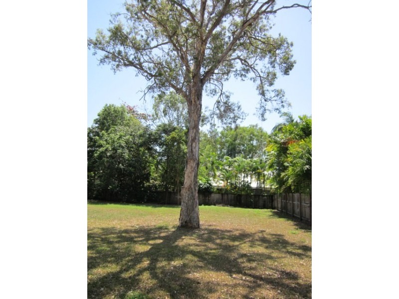 11 Barrier Street, Port Douglas QLD 4877