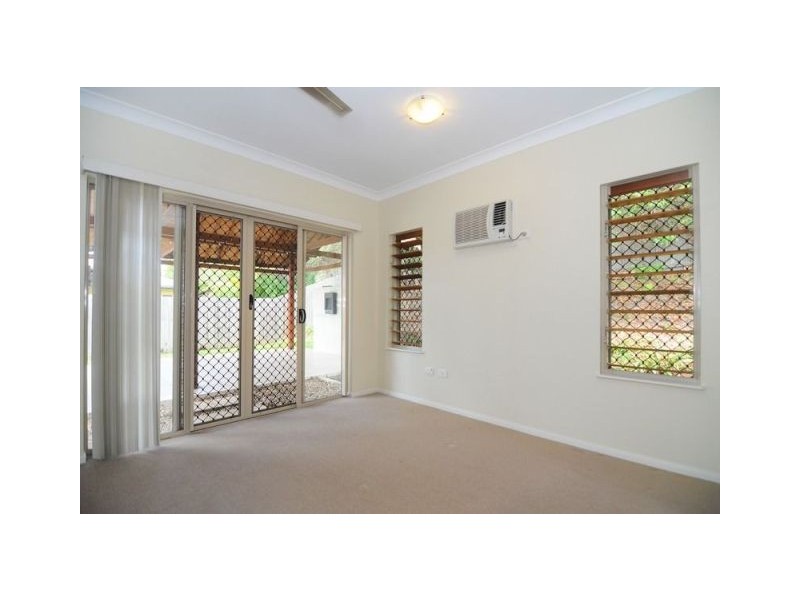 18 Shearwater Street, Port Douglas QLD 4877