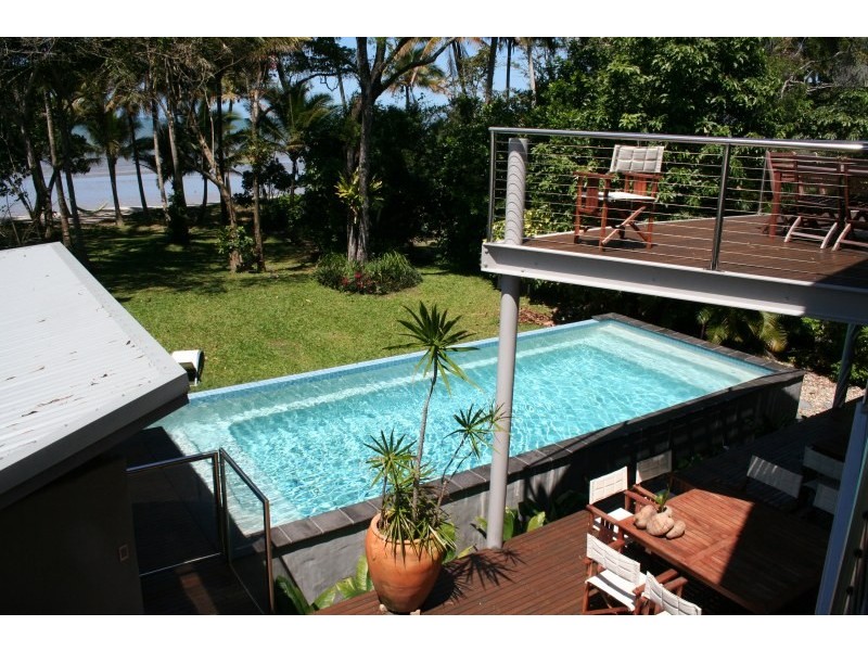 Port Douglas QLD 4877