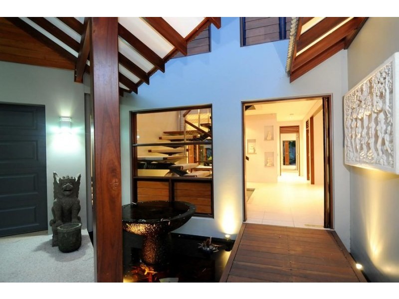 Port Douglas QLD 4877